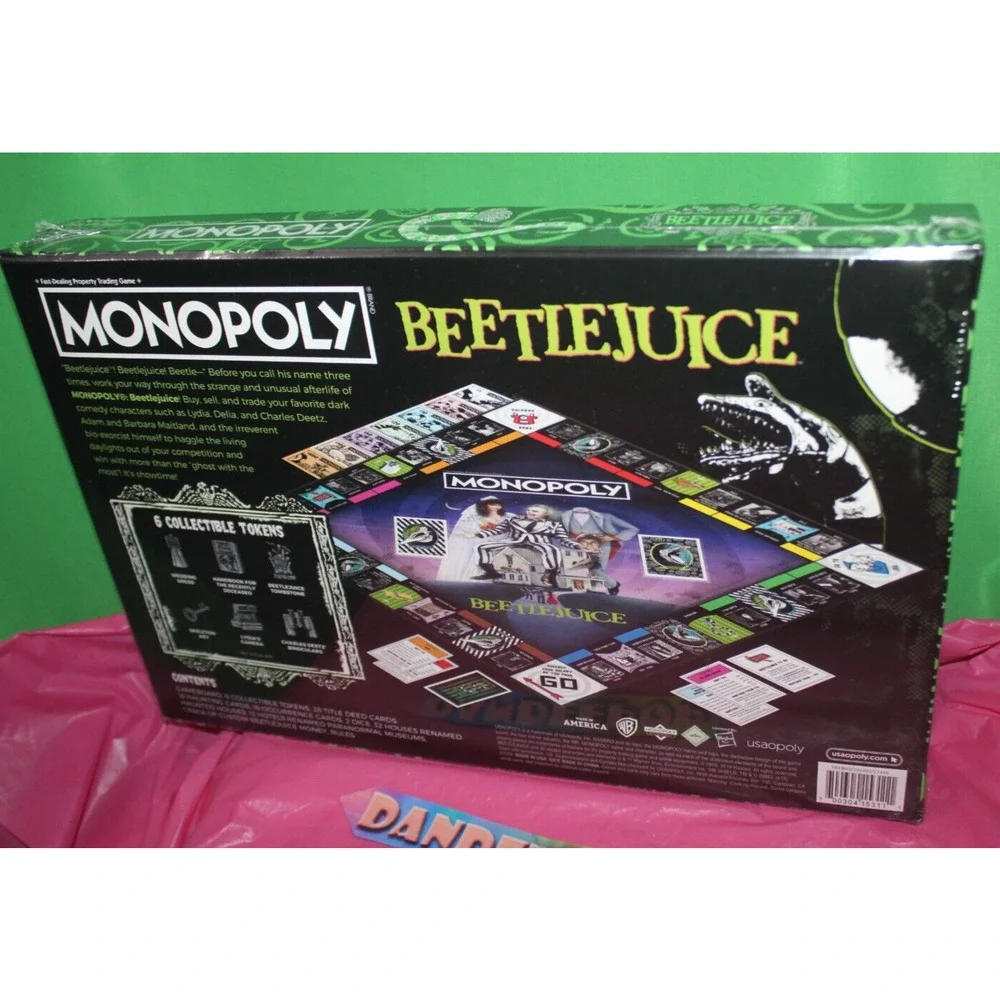 Beetlejuice USAopoly Monopoly Full Size Game Halloween Hasbro Classic